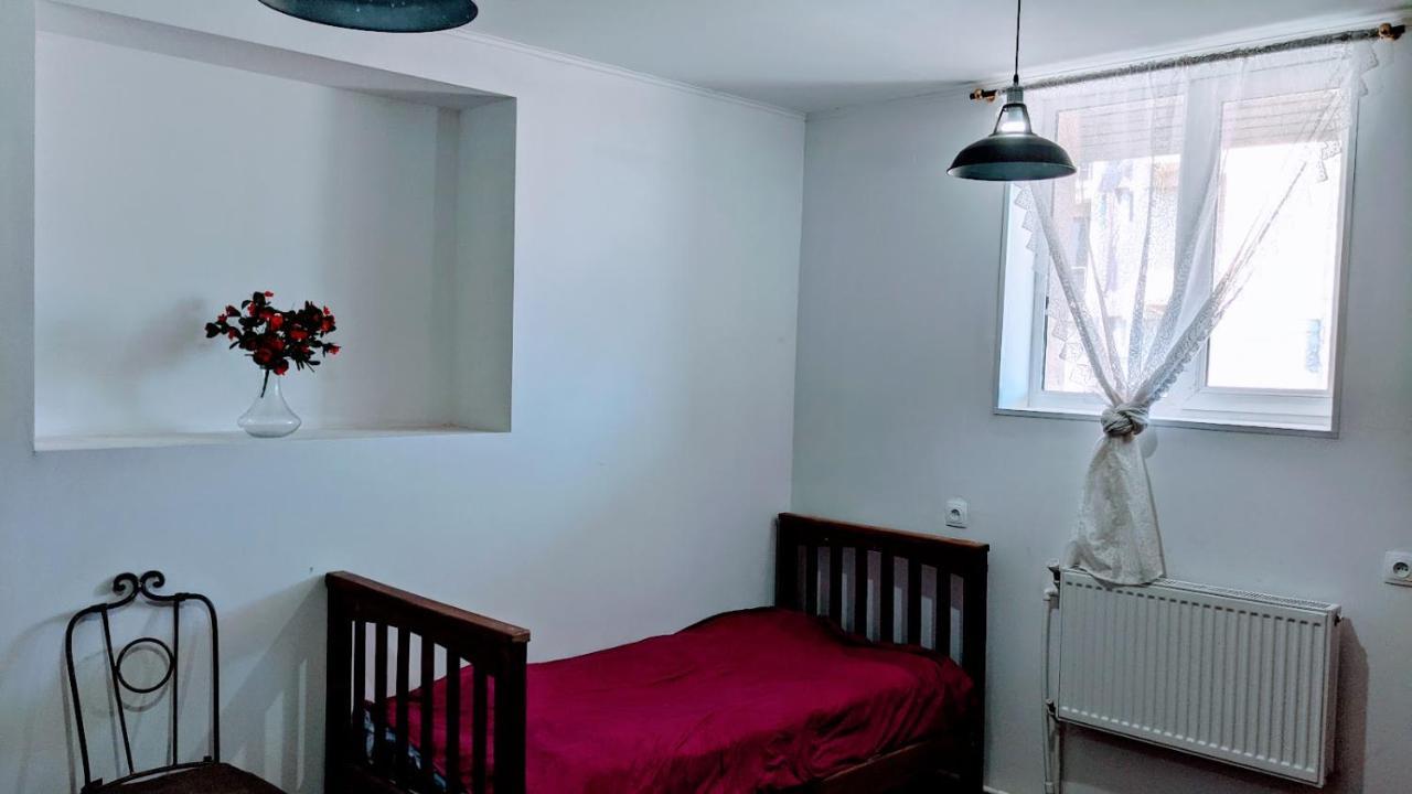 White Shino Hostel Гудаурі Екстер'єр фото